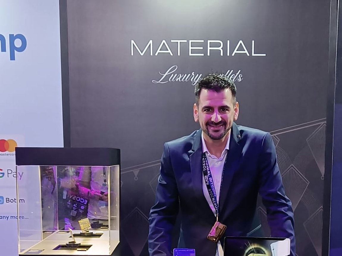Mi stand en Token2049 Dubái